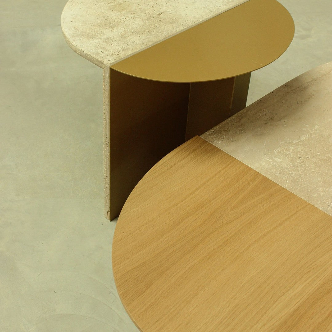 Modern side tables with a gold top, natural wood grain, and textured beige surface pattern. Elegant and minimalist design.