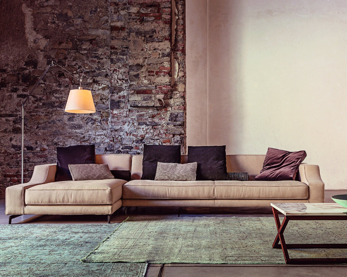 310 Identity 2-Seater w/ Chaise