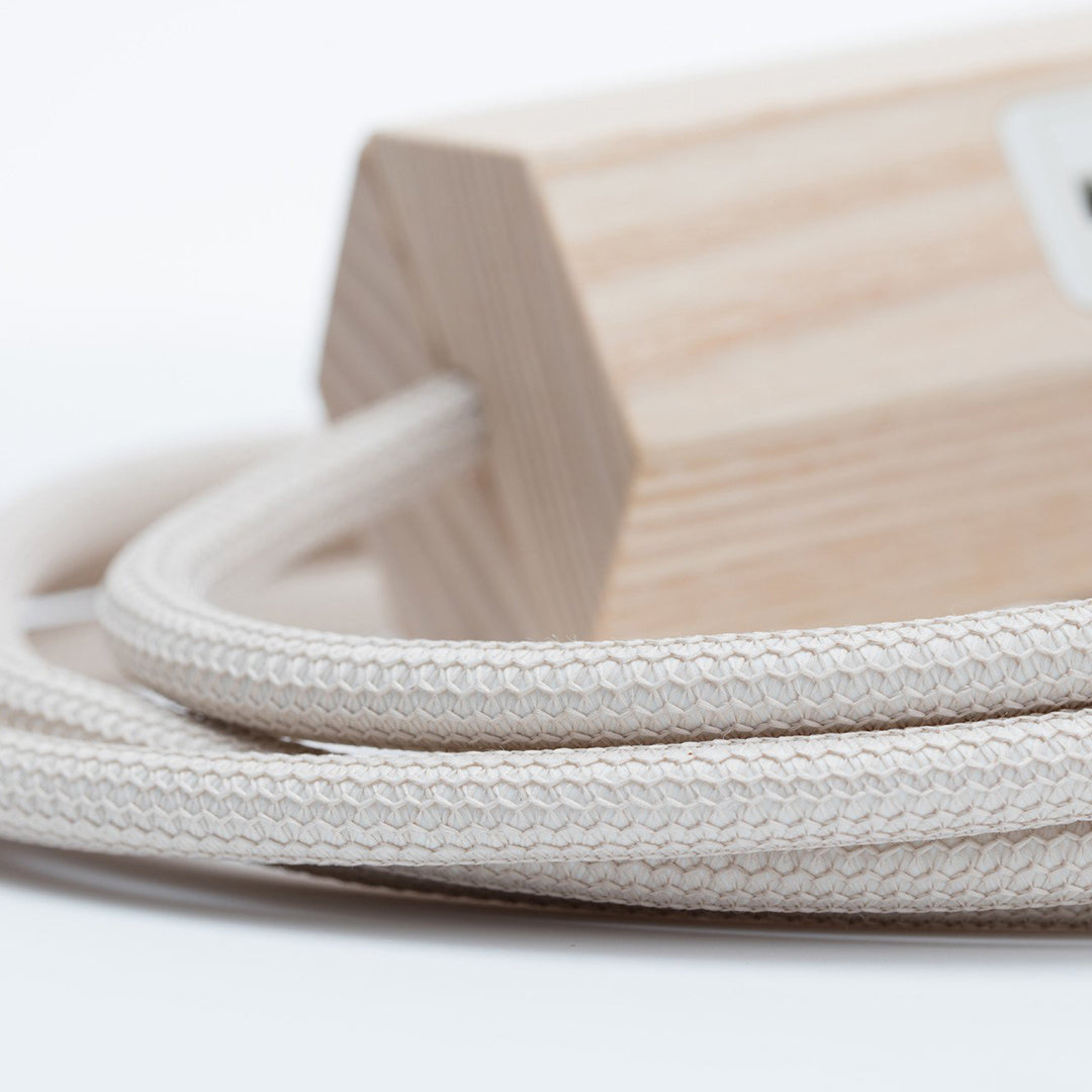 Niko Power Pendant – Design Public