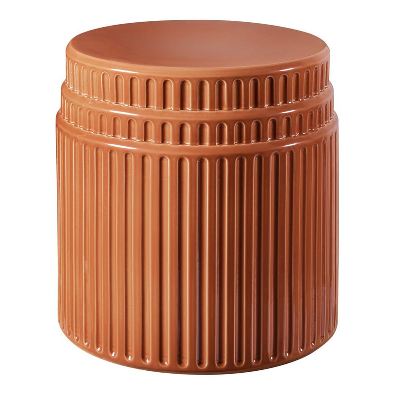 Terracotta round stool with vertical ribbed pattern and glossy finish. Ideal for modern decor.