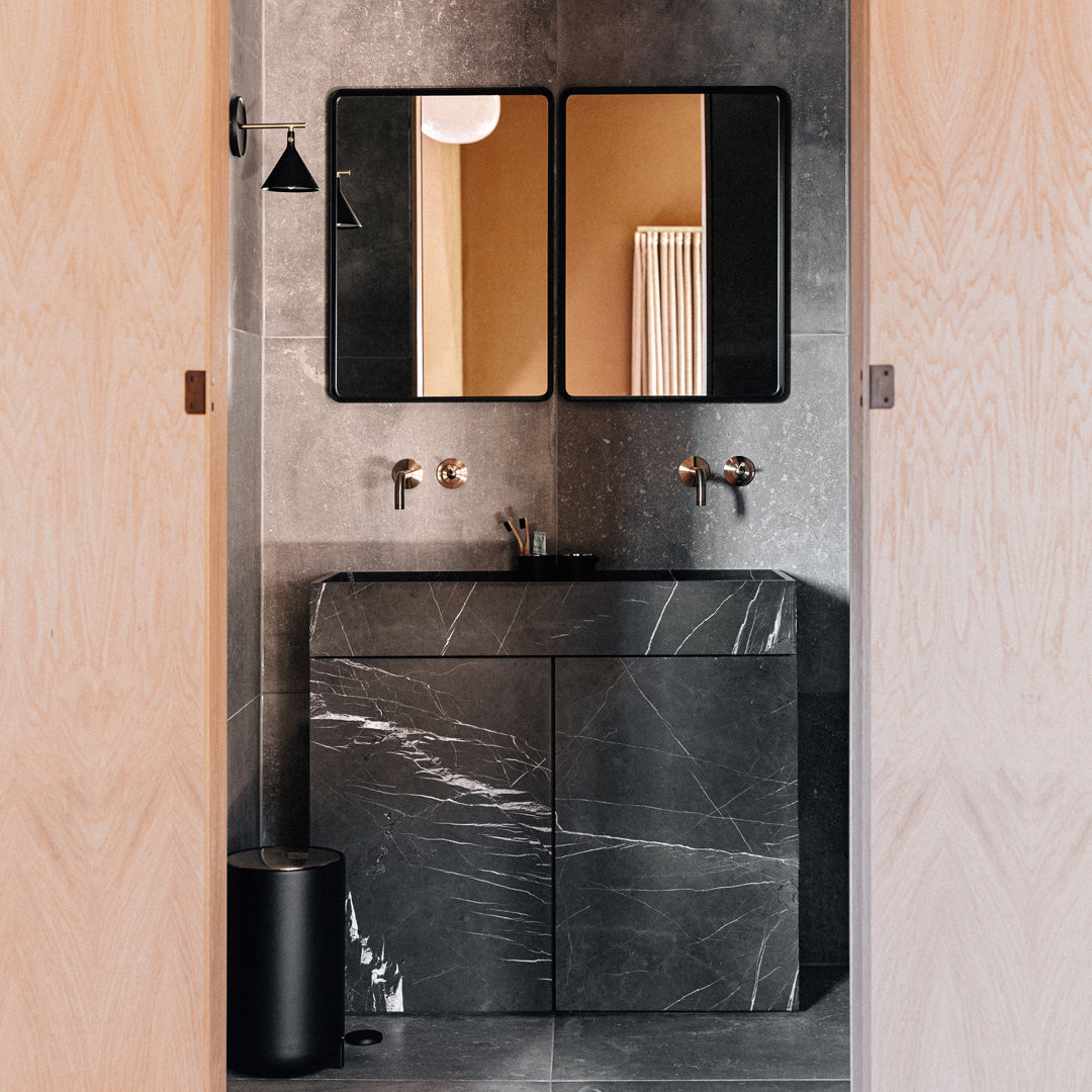 Cast Sconce Wall Lamp