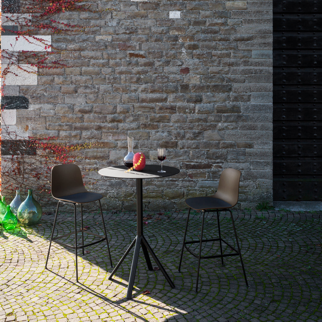 Seela Outdoor Bar Stool w/ Black Powder-Coated Frame