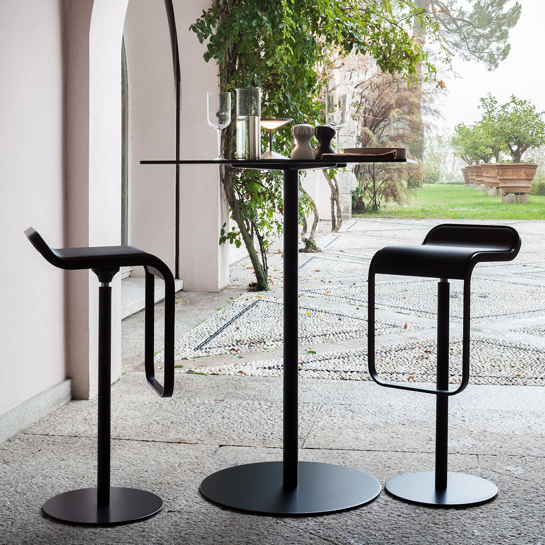 Lem Outdoor Swivel Bar Stool