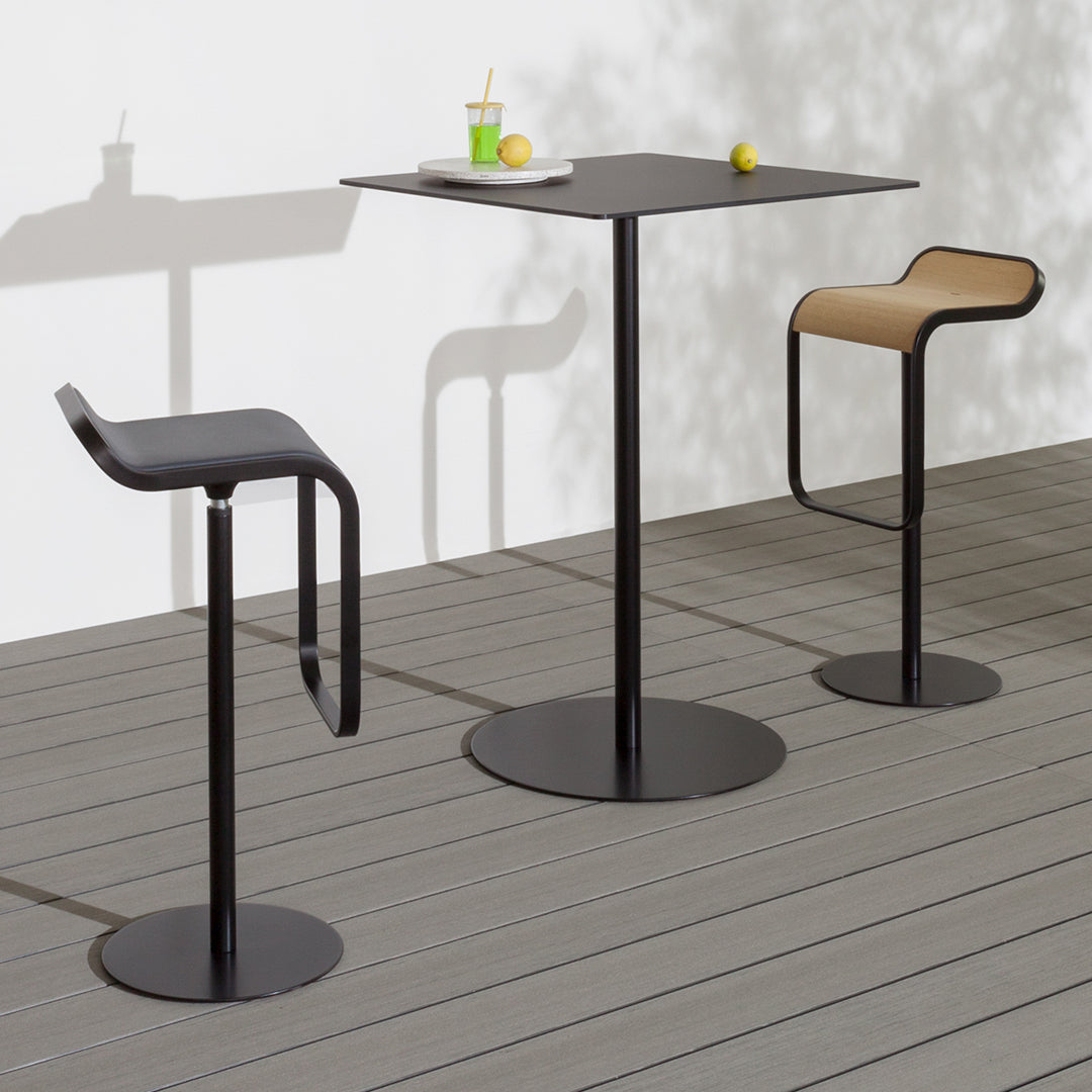 Lem Outdoor Swivel Bar Stool