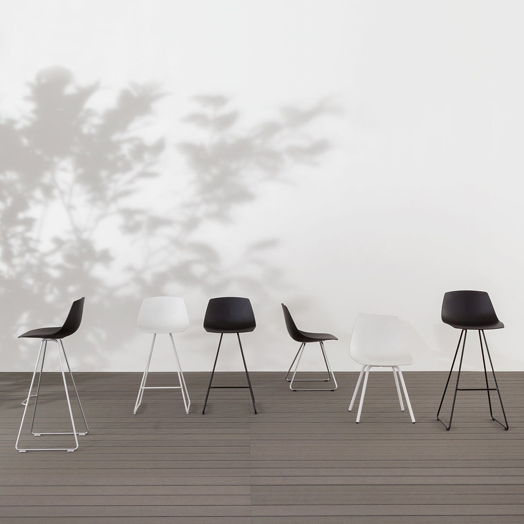 Miunn Outdoor Counter Stool - Sled Base