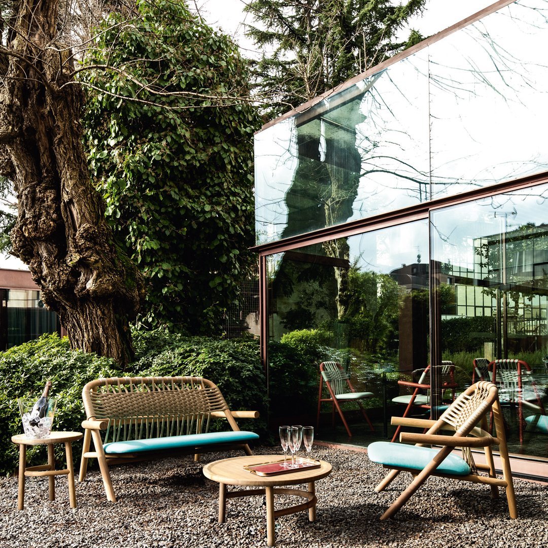 Unam Out T02 High Coffee Table