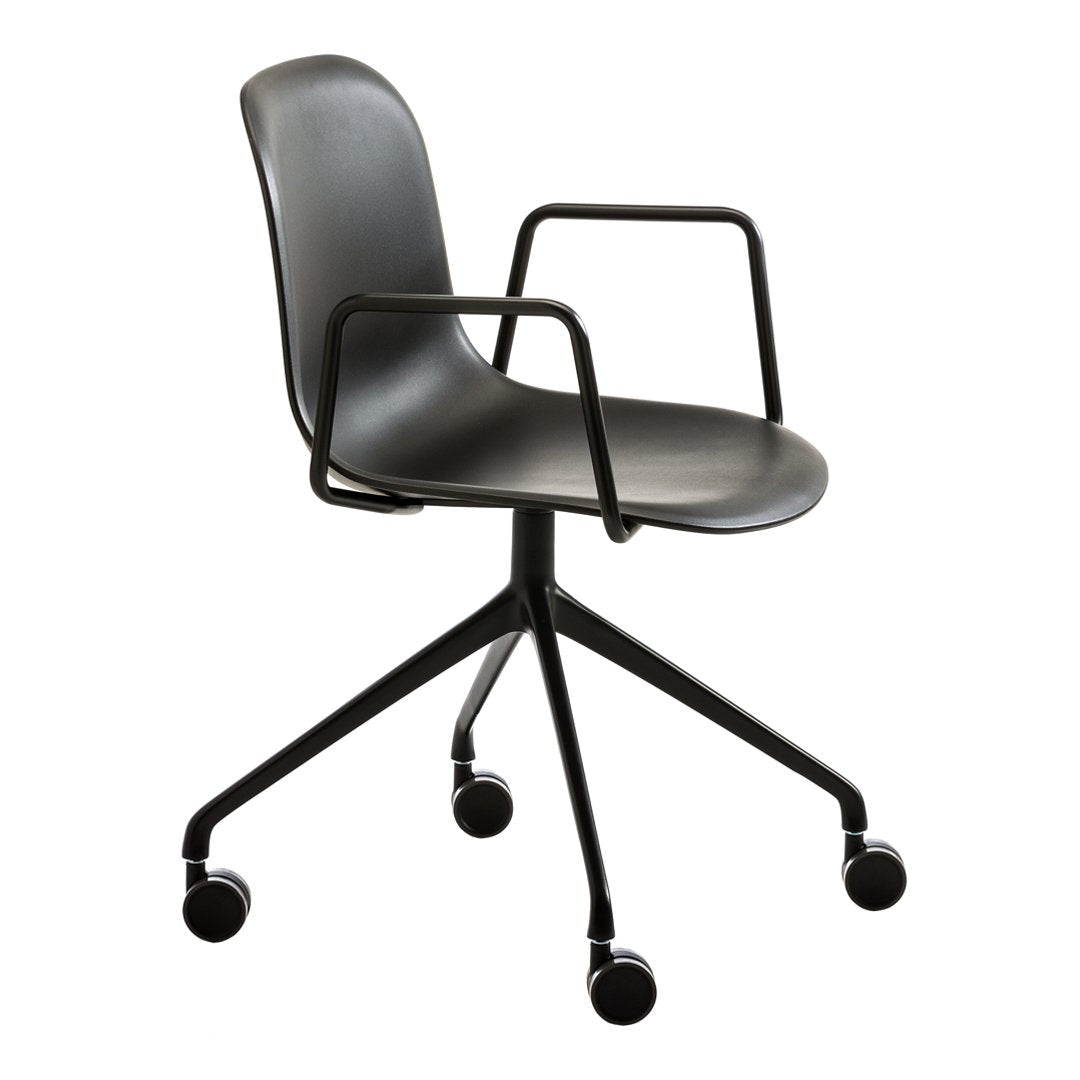 Mani Plastic Armchair - 4-Star Base w/ Casters