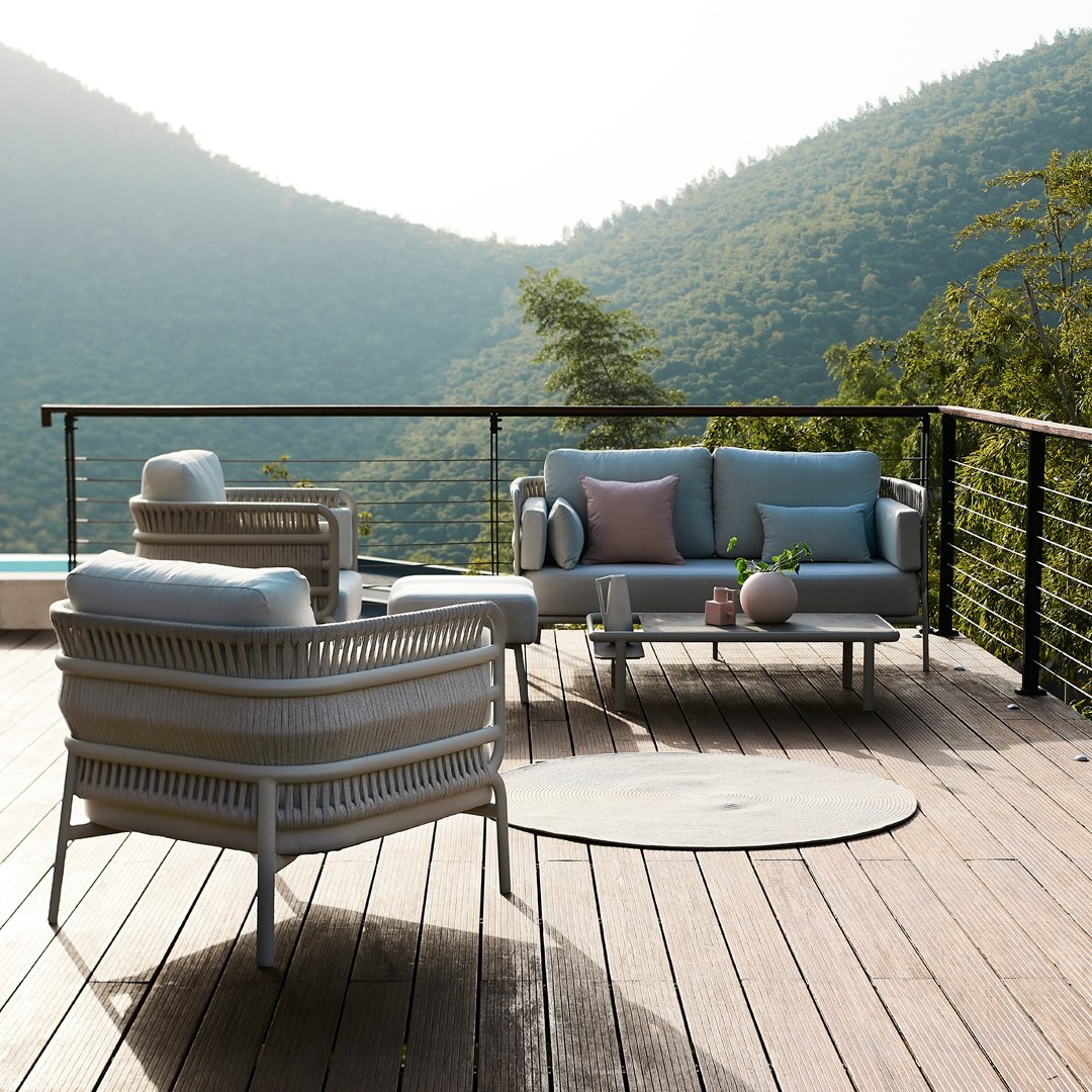 Mindo 106 Outdoor Footstool