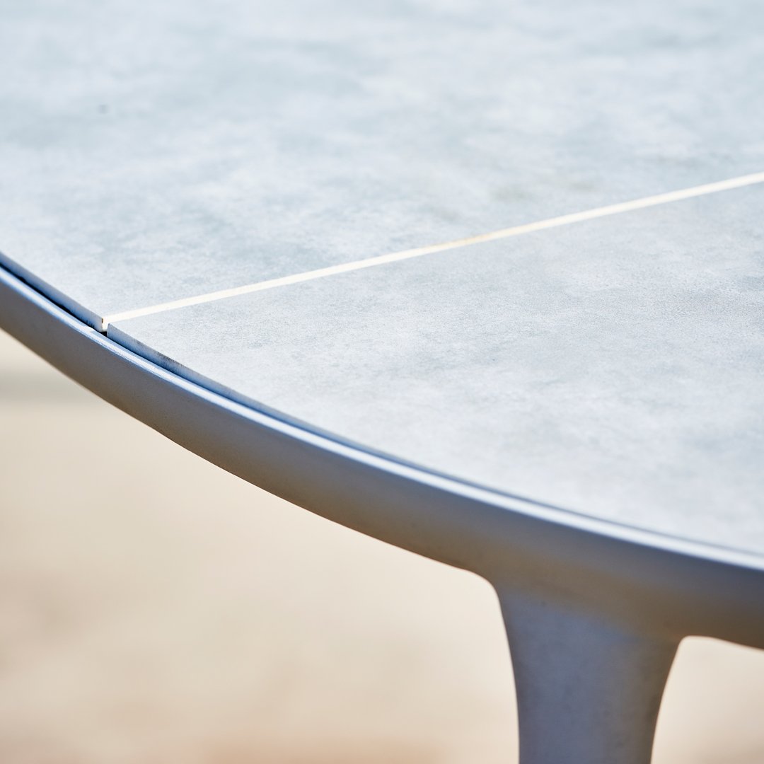 Mindo 114 Outdoor Dining Table - Oval
