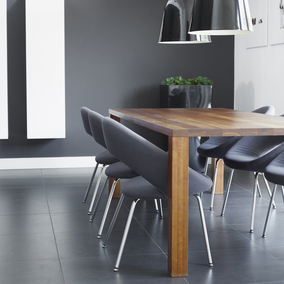 Nina - 4 Legged Base