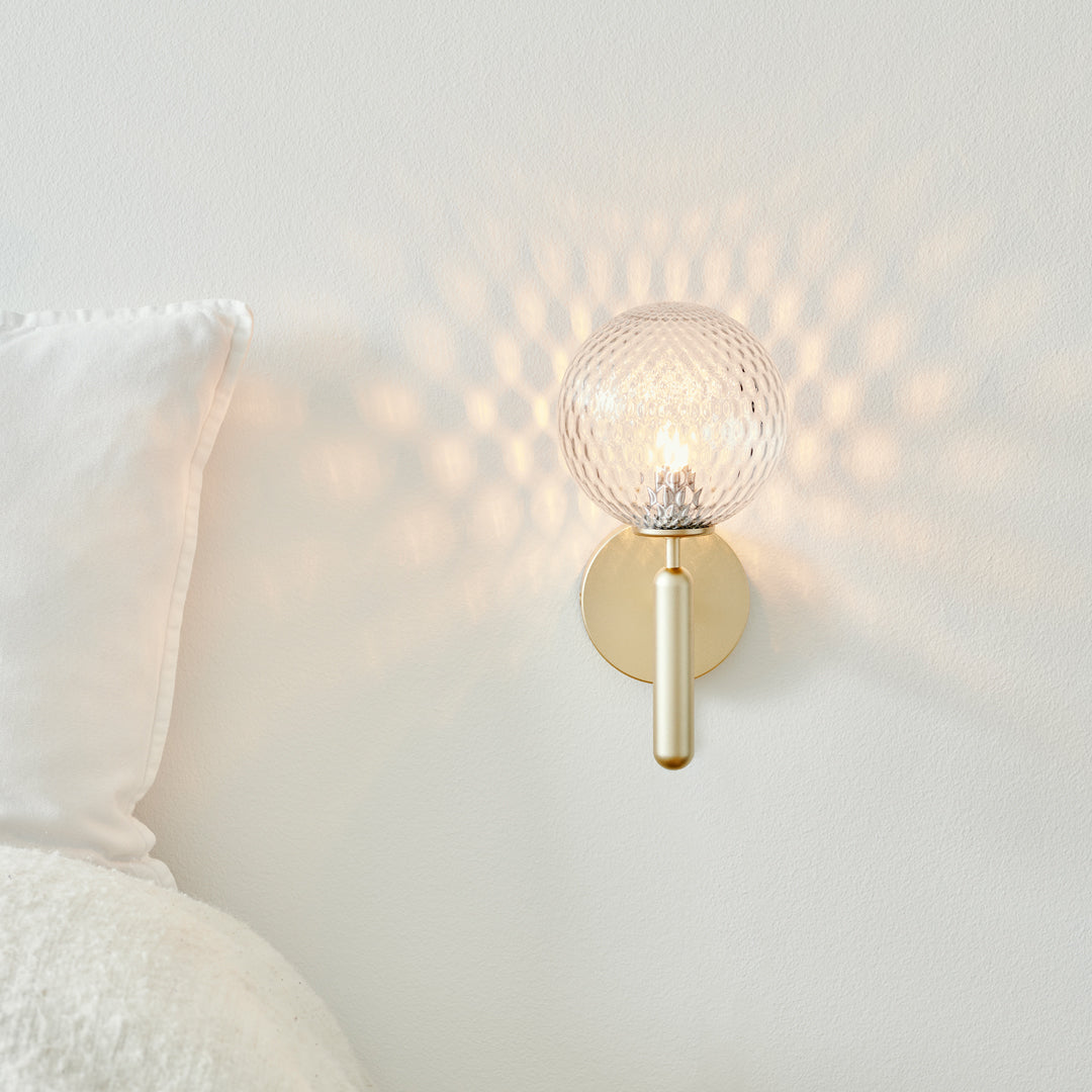 Miira Wall Light