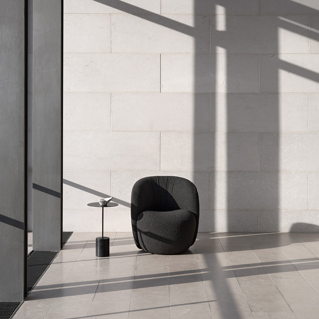 Ovata Lounge Chair