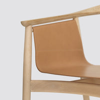 Pelle Chair