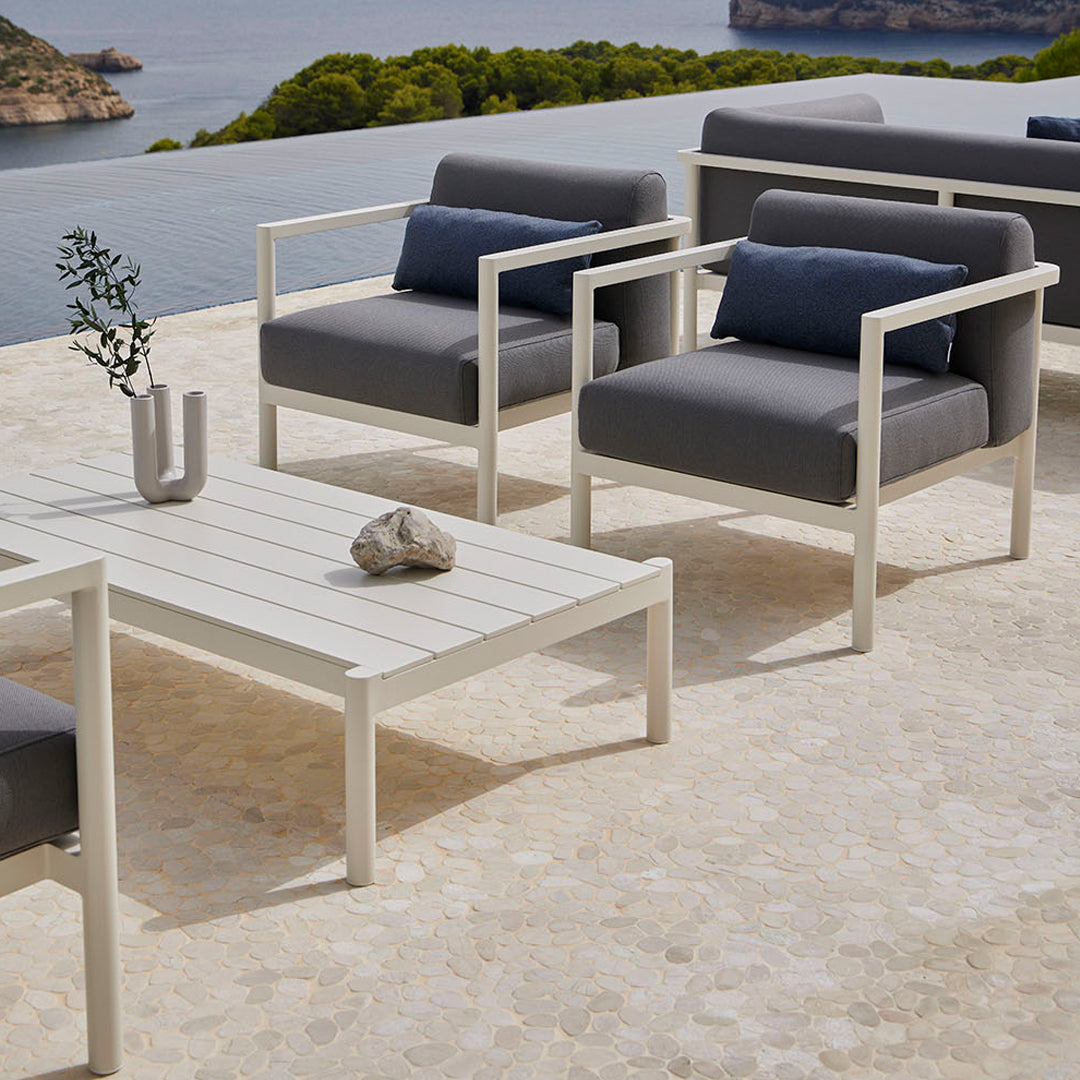 Origin Outdoor Lounge Chair