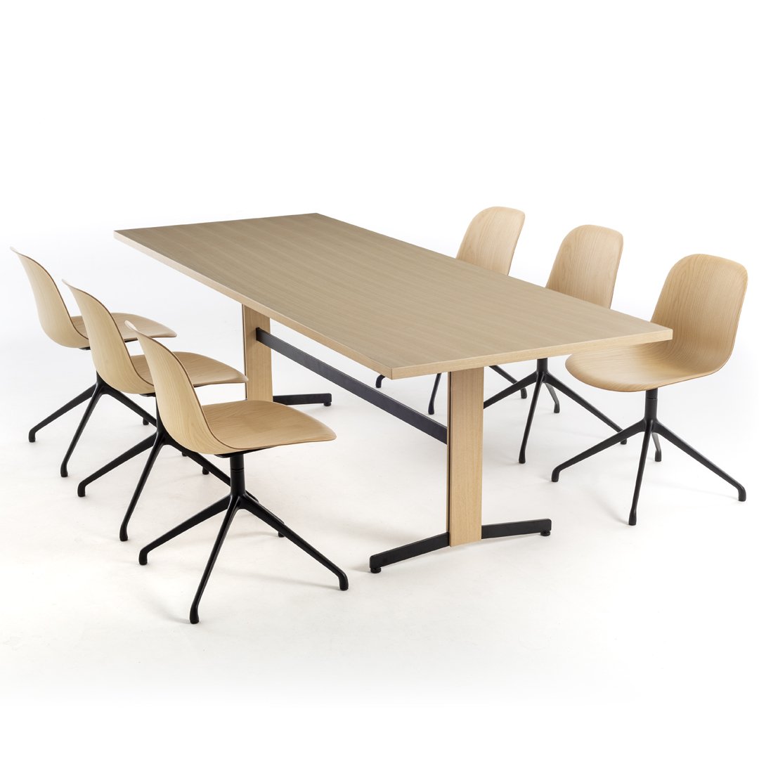 Mani Wood Chair - Swivel Spider Base