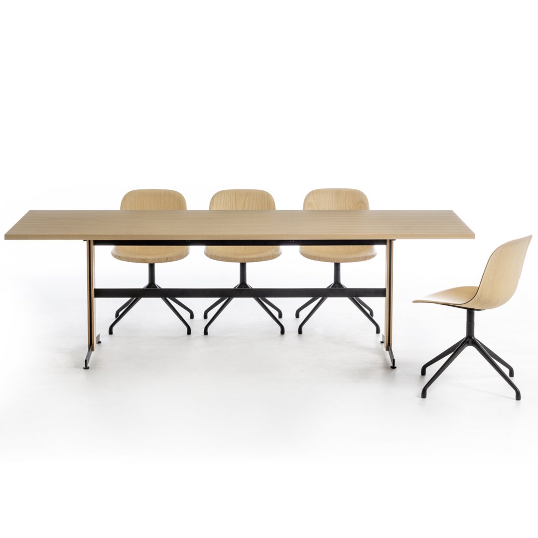 Mani Wood Chair - Swivel Spider Base