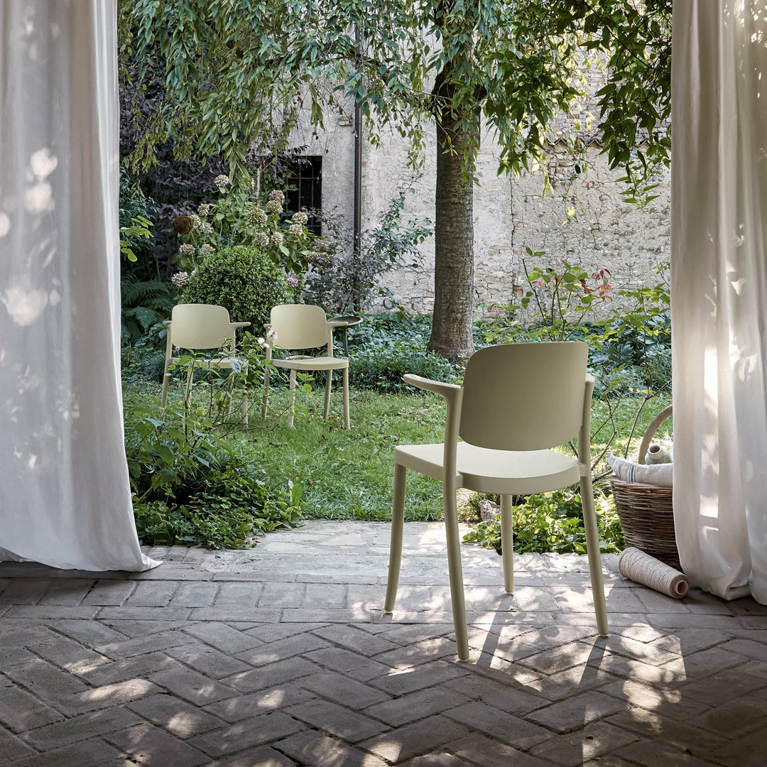Piazza Outdoor Armchair - Stackable