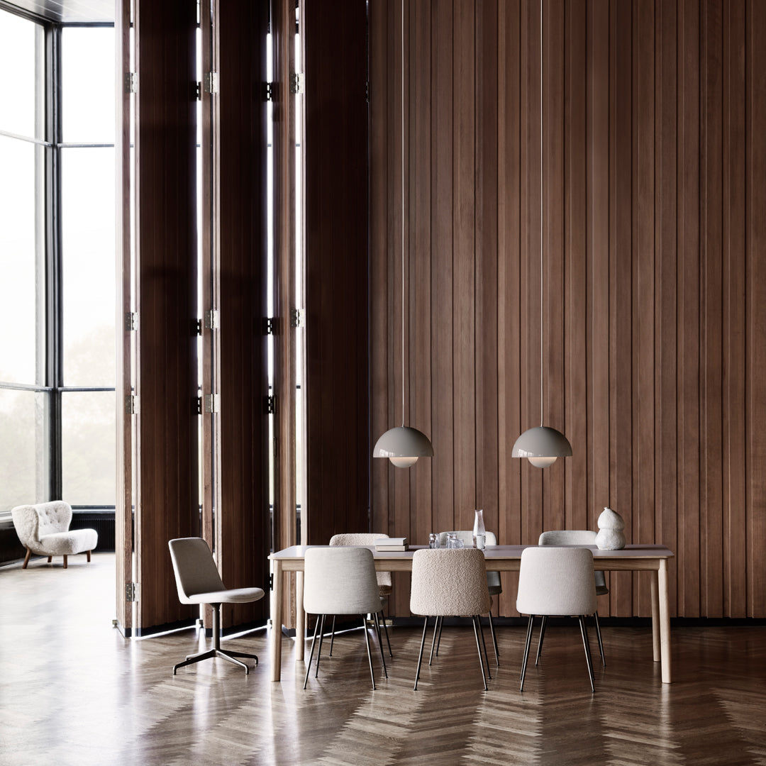 Rely HW8 Chair - Tube Base