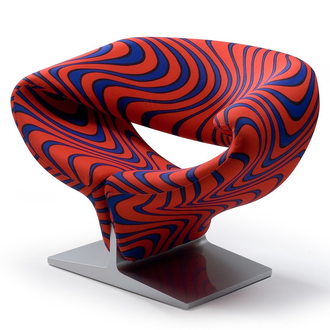 Ribbon Lounge Chair