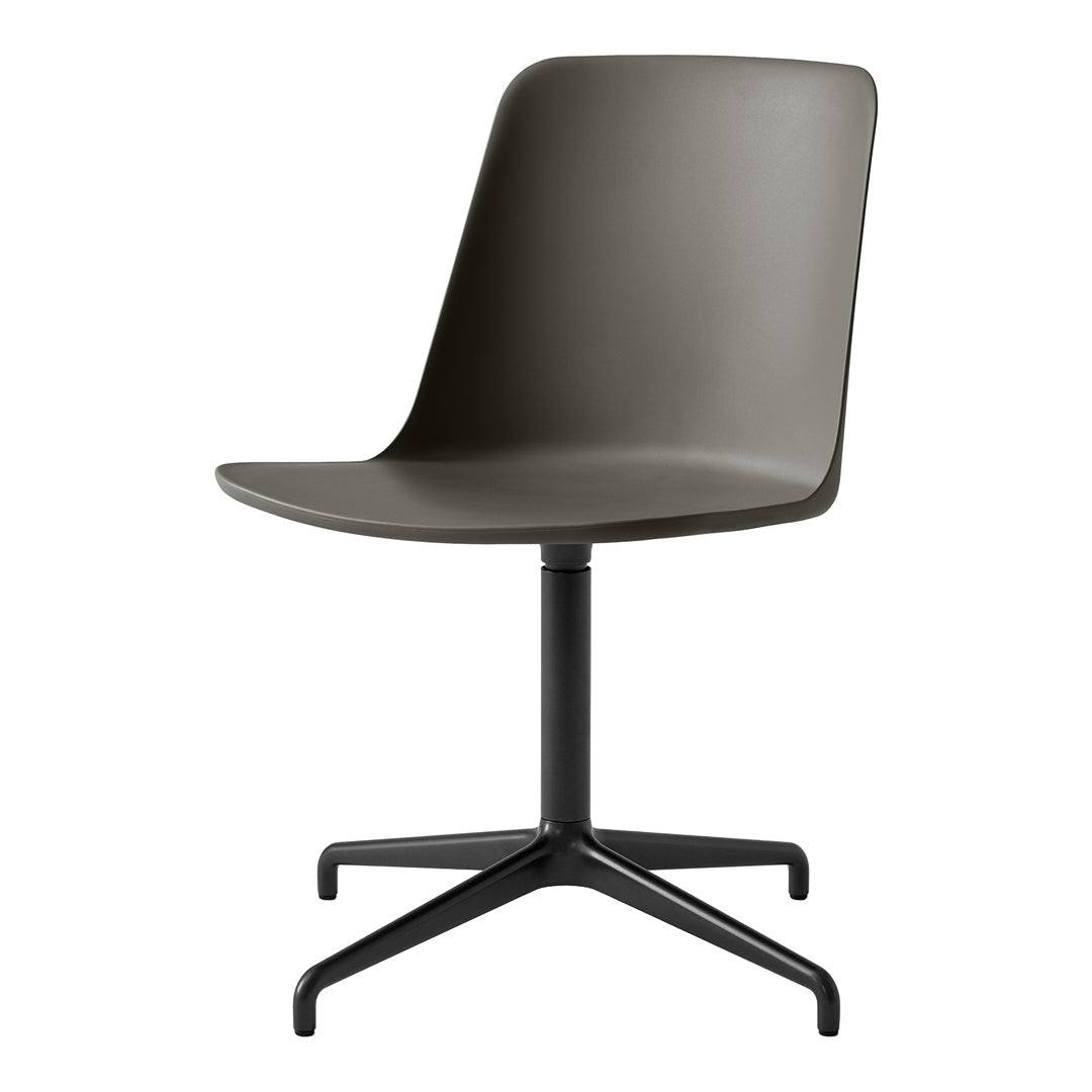 Modern swivel chair in matte olive green with a sleek black base and minimalist design. Perfect for contemporary spaces.