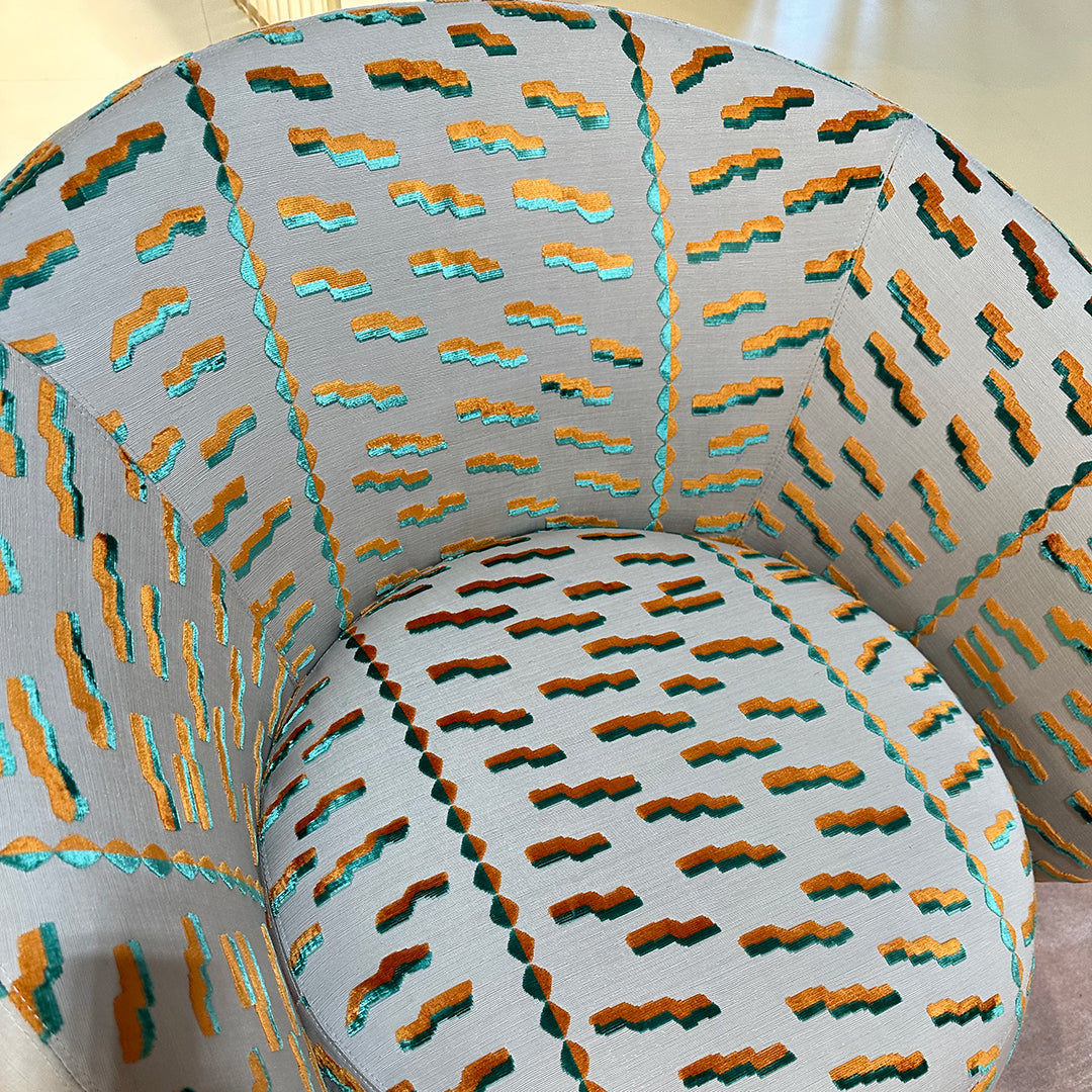 Nebulona Lounge Chair