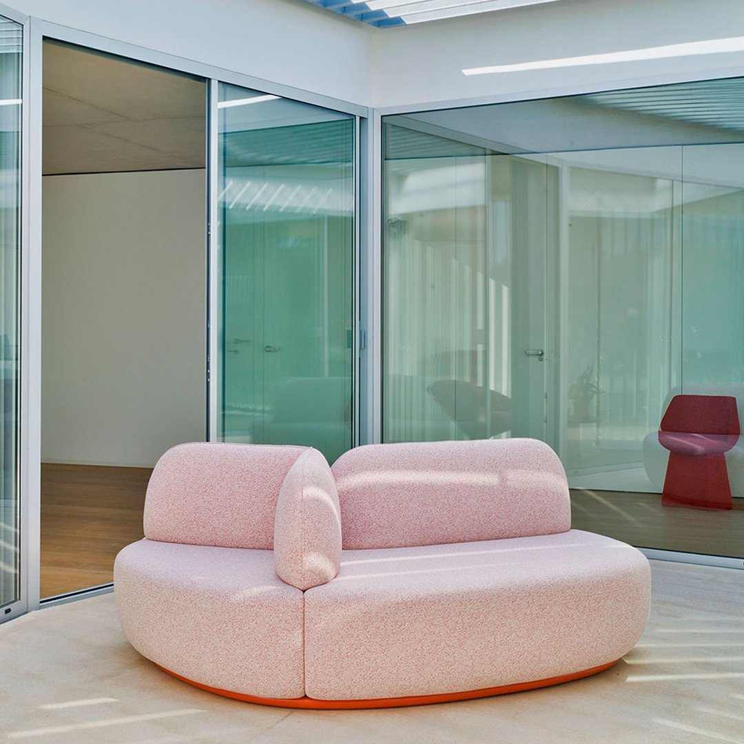 La Isla Sofa - Oval w/ Three Sections