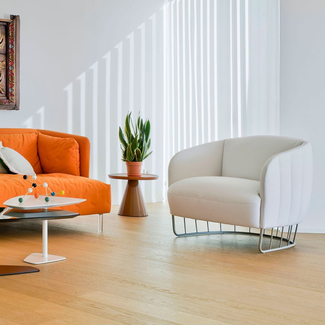 Tonella Lounge Chair