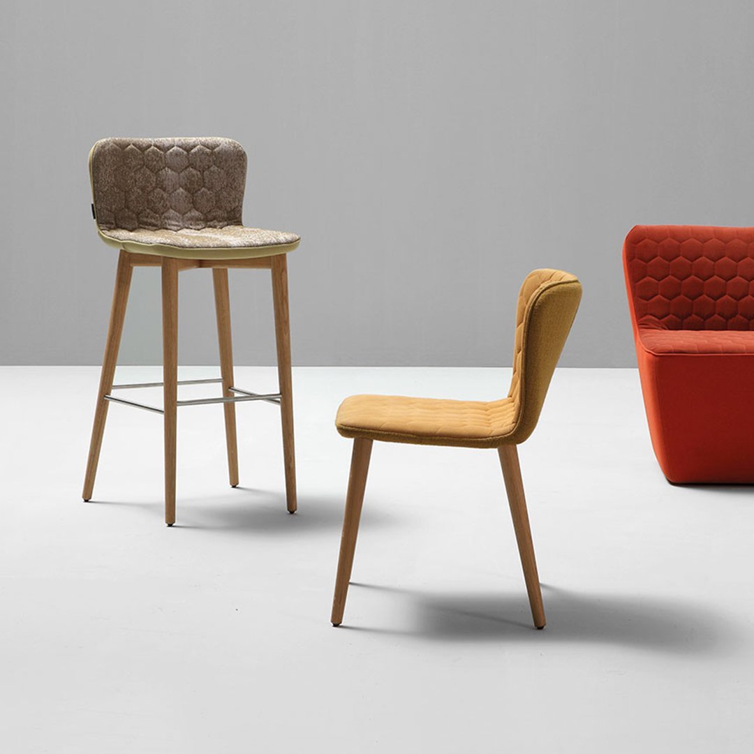 Tea Bar / Counter Stool - Oak Base