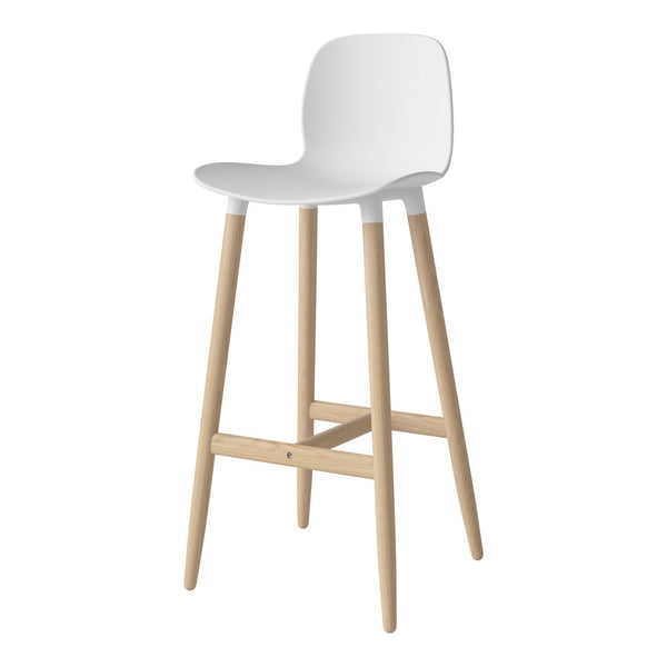 White plastic bar stool with natural wooden legs, featuring a minimalist design and smooth finish. Perfect for modern spaces.