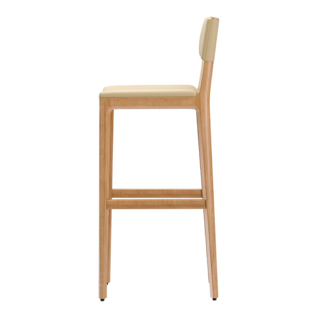 Cream seat with a natural wood frame, showcasing a sleek, minimalist design. Perfect for modern interiors.