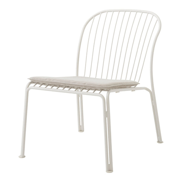 White wire chair with a simple design and a fabric cushion, ideal for modern aesthetics.