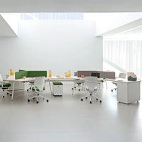 Twist Gen 100 - Mobile Pedestal w/ Top Cushion