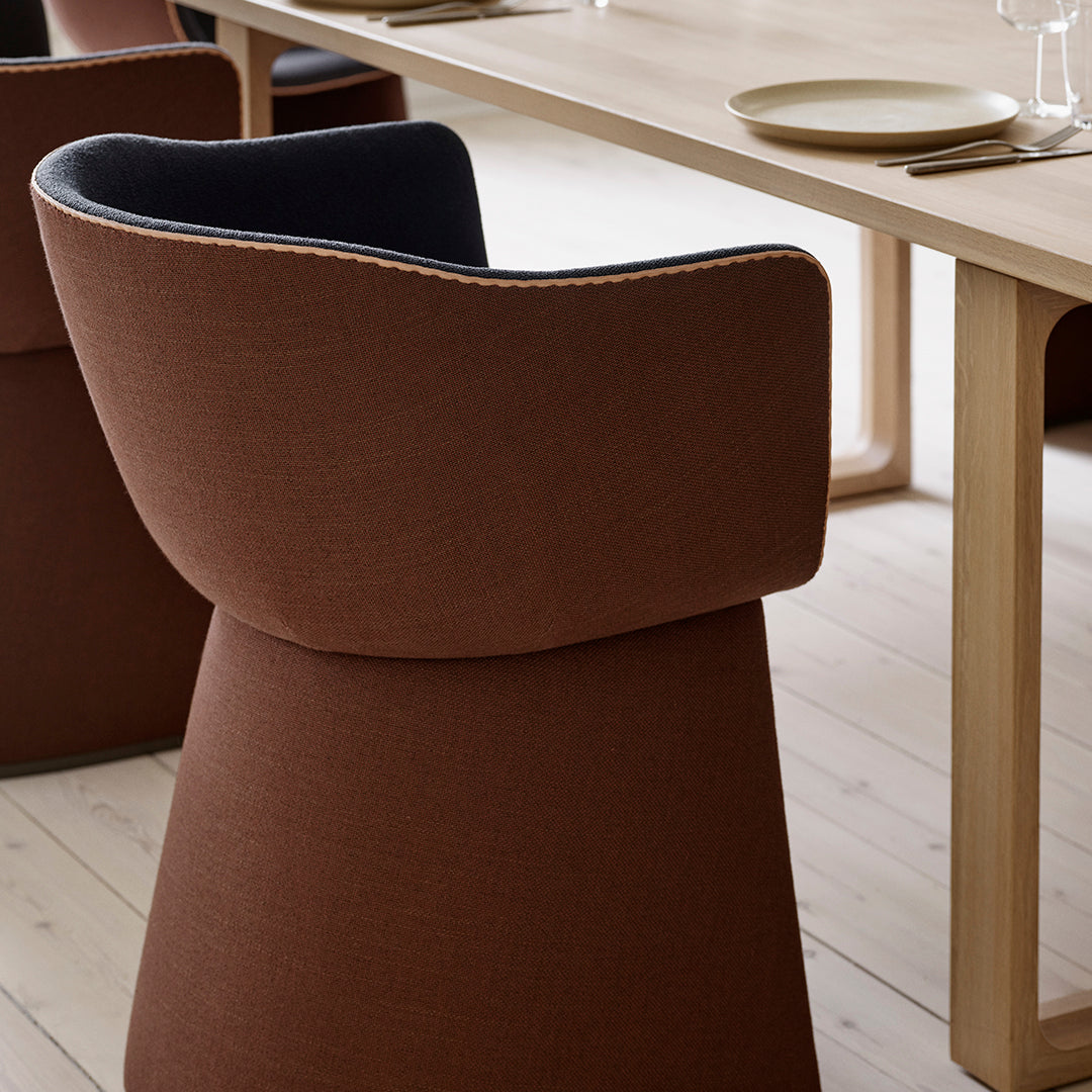 Monolit Dining Chair w/ Leather Piping