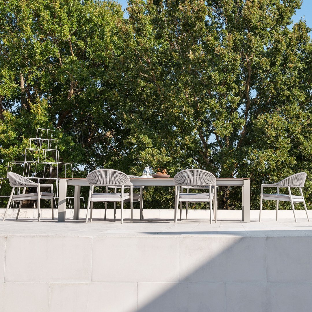 Dolmen Extendible Dining Table - 1820