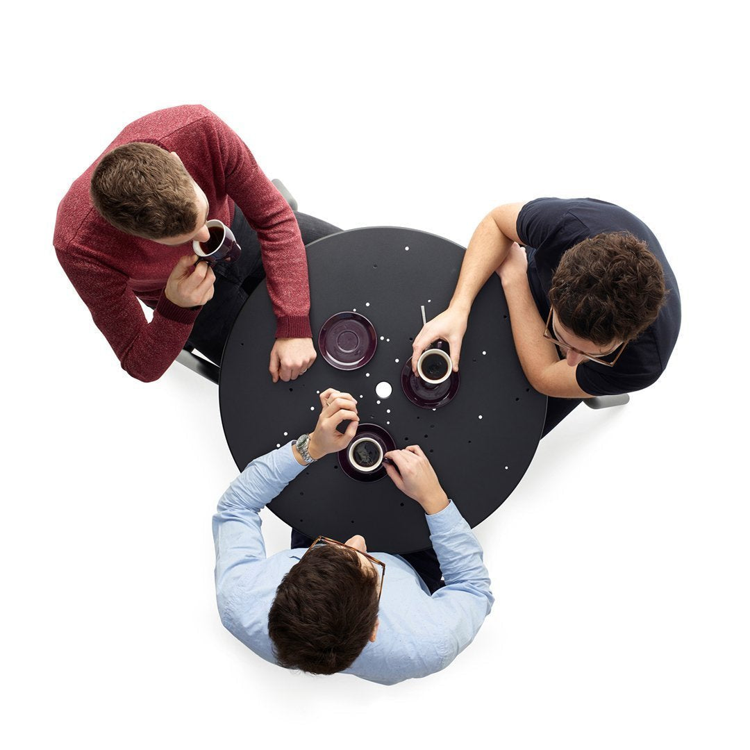 Virus Picnic Table - Parasol Ready