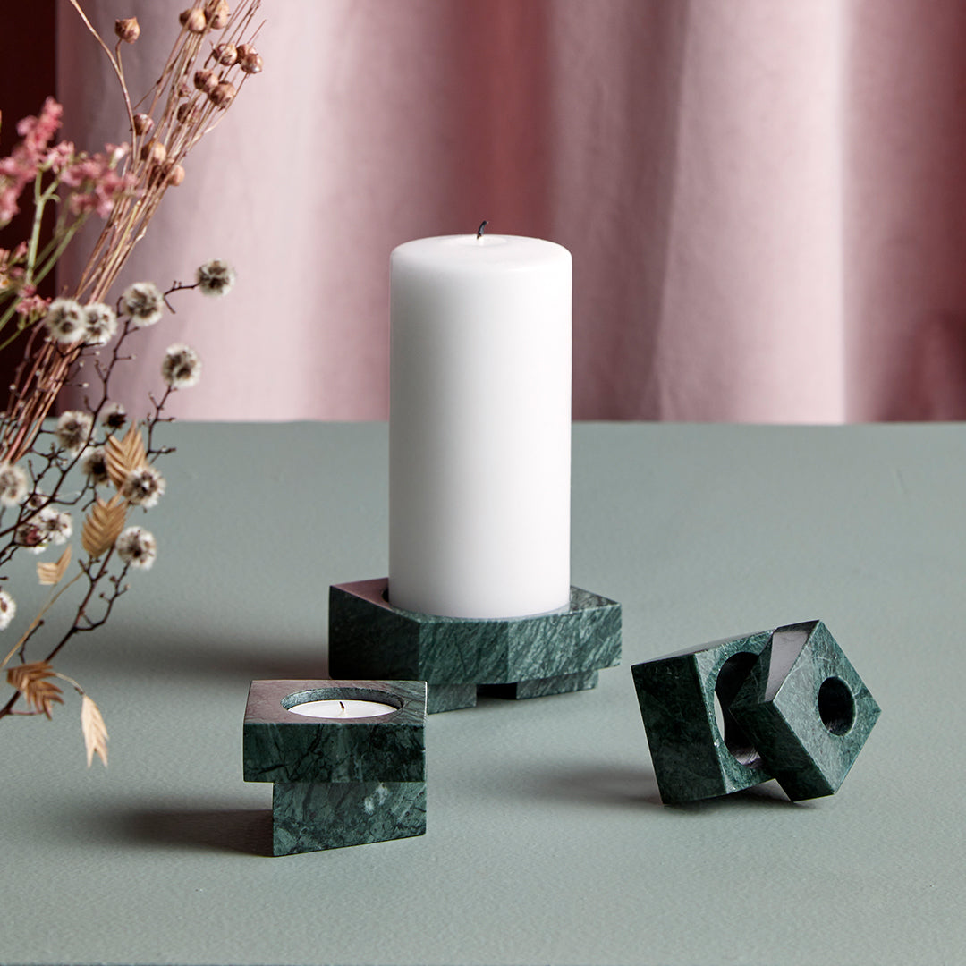 Jeu De Des Candle Holder