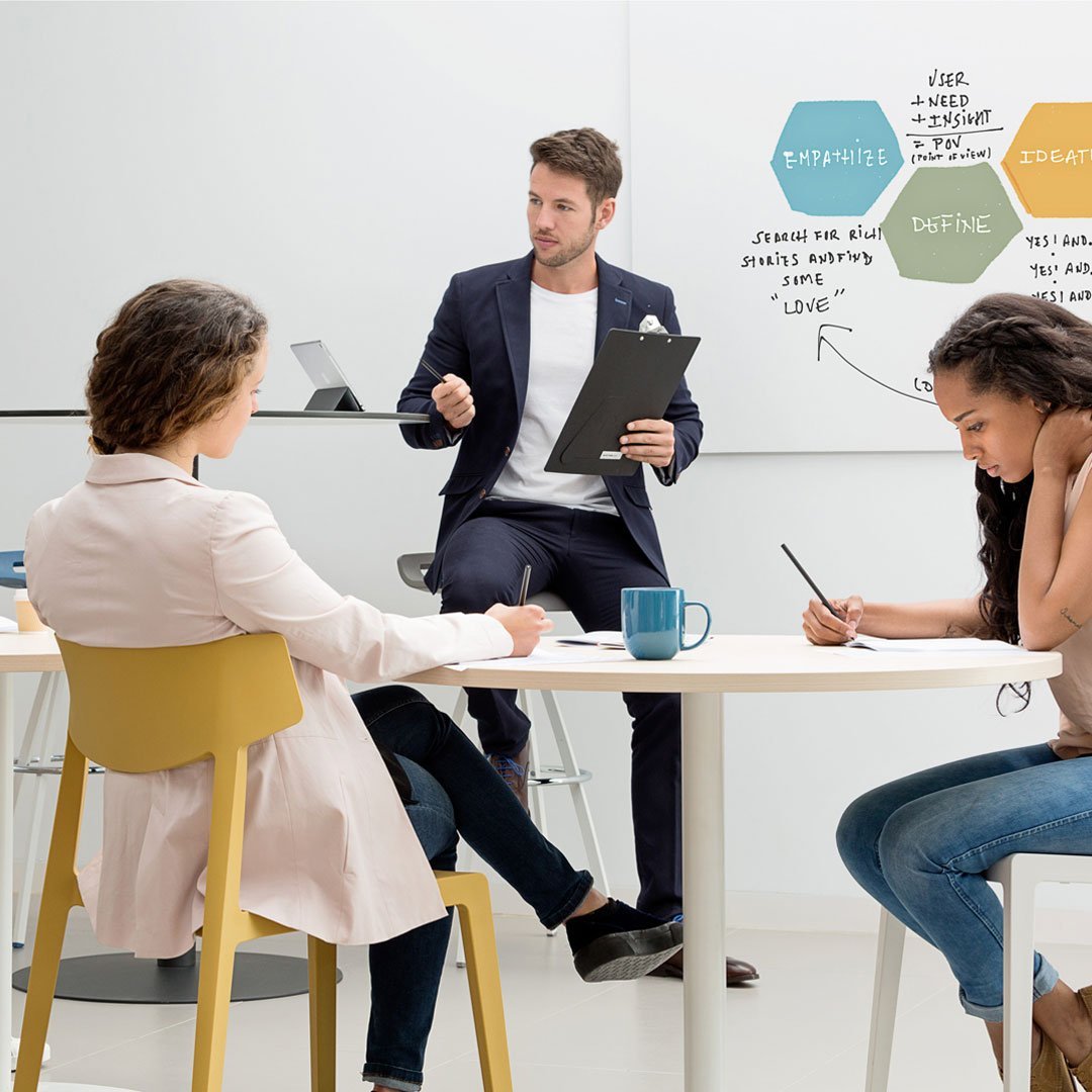 Wing Stackable Chair