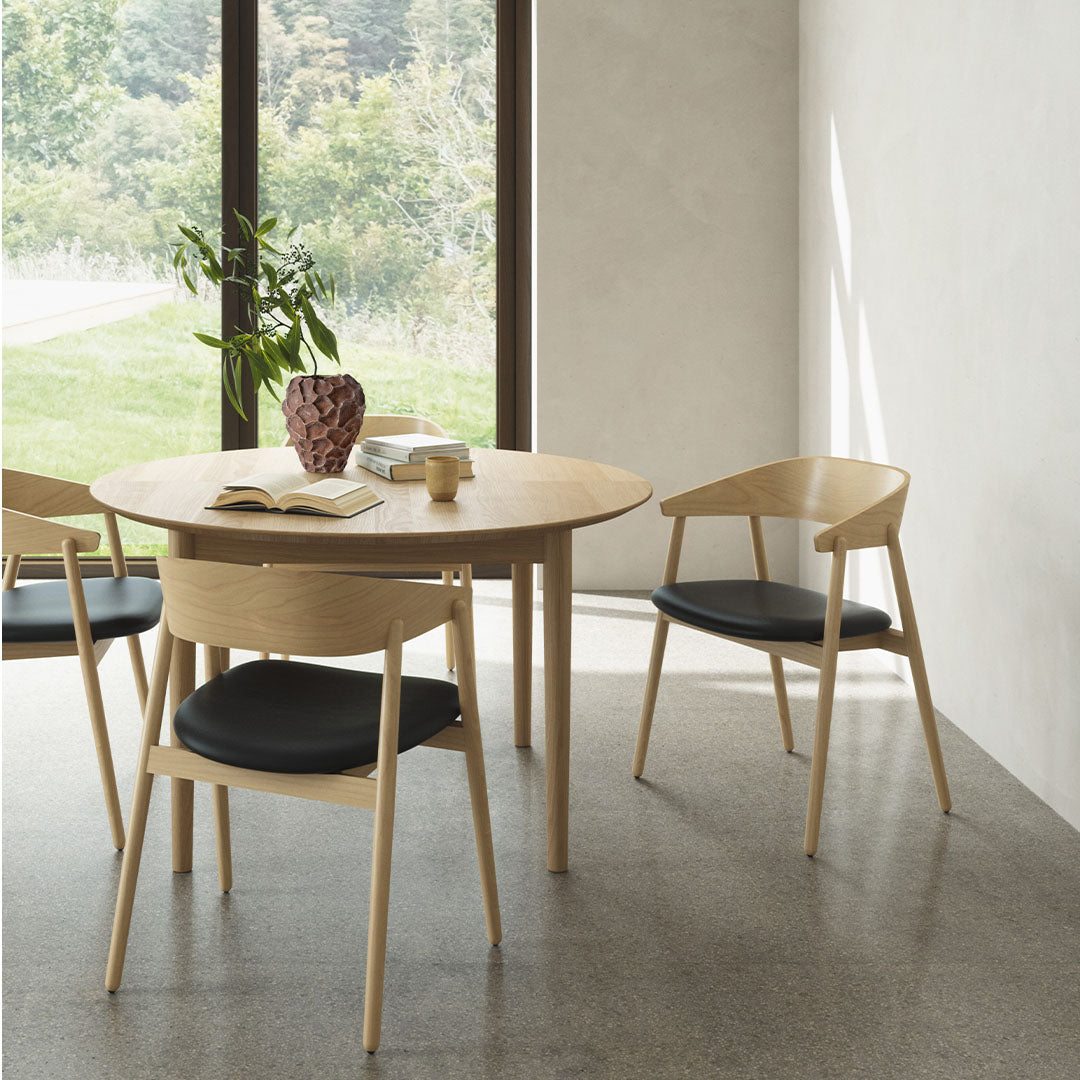 AC2 Armchair - Leather Seat