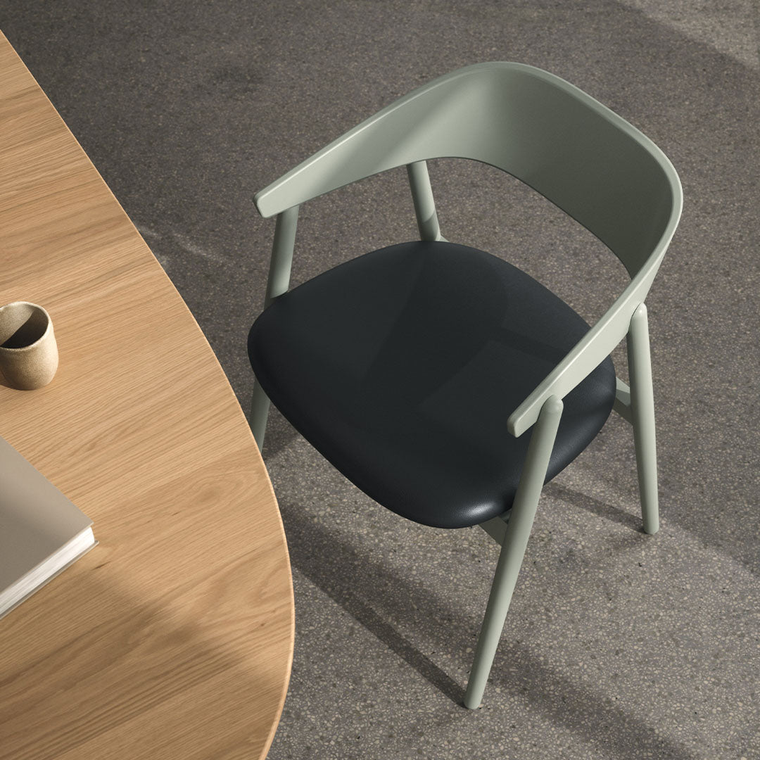 AC2 Armchair - Leather Seat