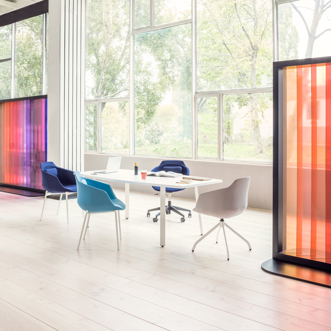 Ultra Lounge Chair - 4 Leg Base