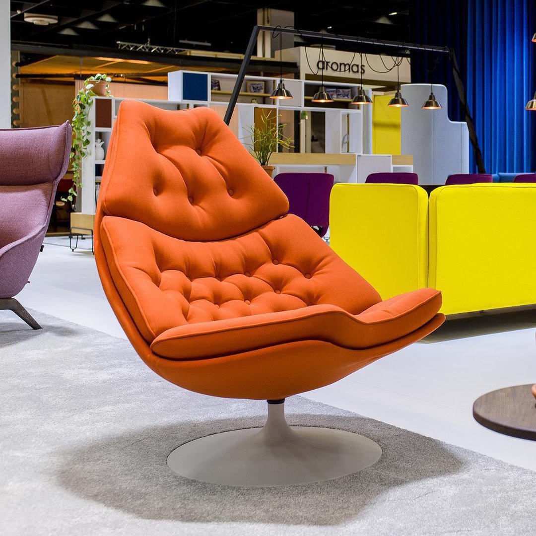 F588 High Swivel Chair, Disc Base