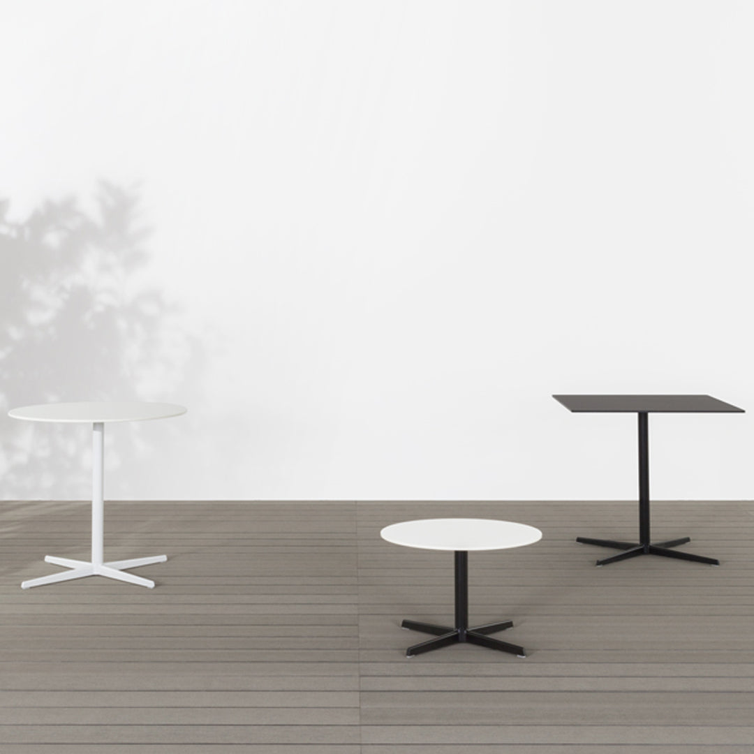 Auki Round Cafe Table