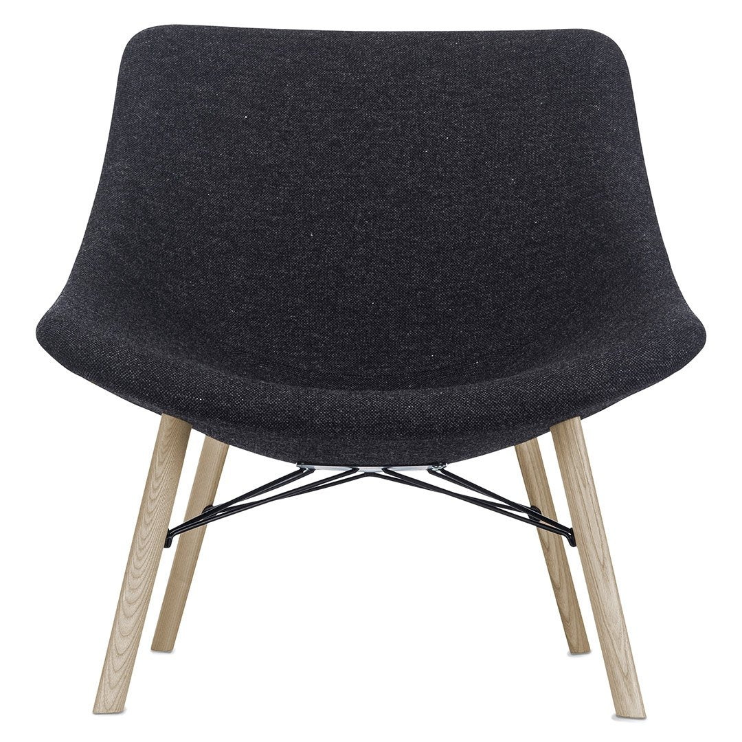 Auki Lounge Chair - Wooden Base