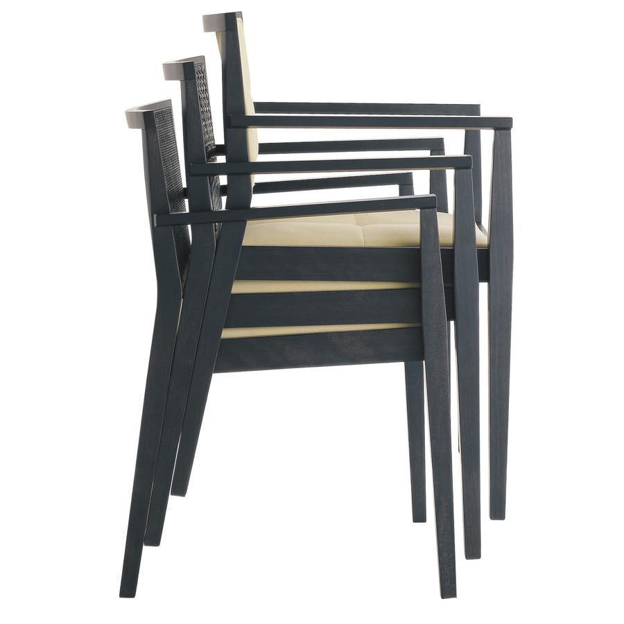 Manila SO2033 Armchair