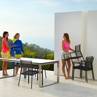 Edge Outdoor Dining Table - Extendable