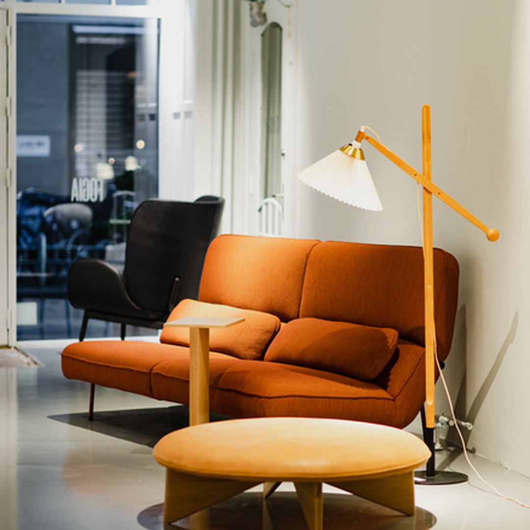 Utility Pouf (39.4" Dia)