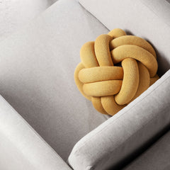Knot Cushion