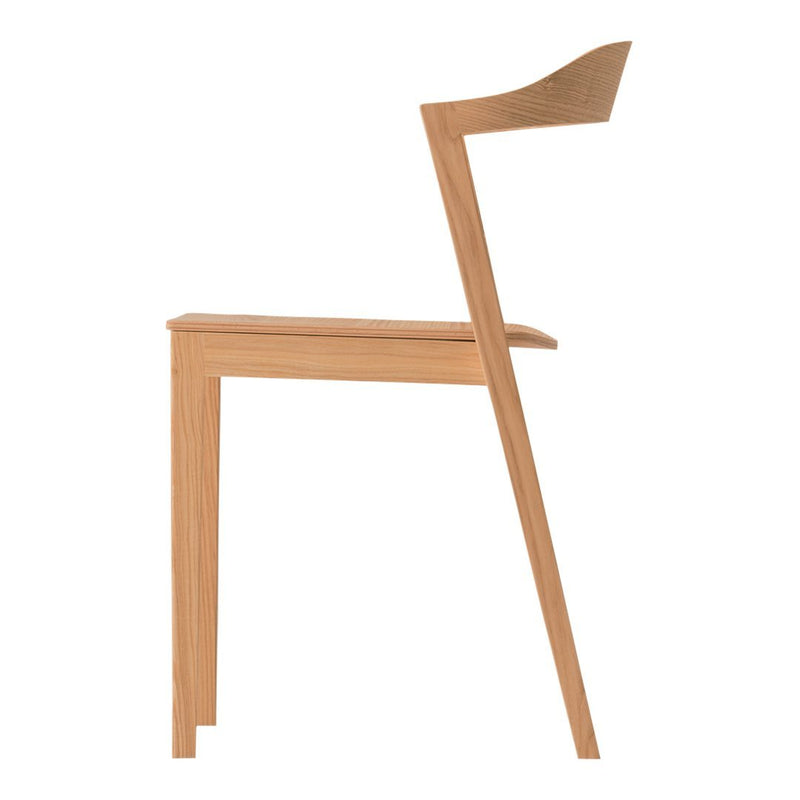 Light natural wood chair with sleek lines and a minimalist design. Perfect for modern spaces.