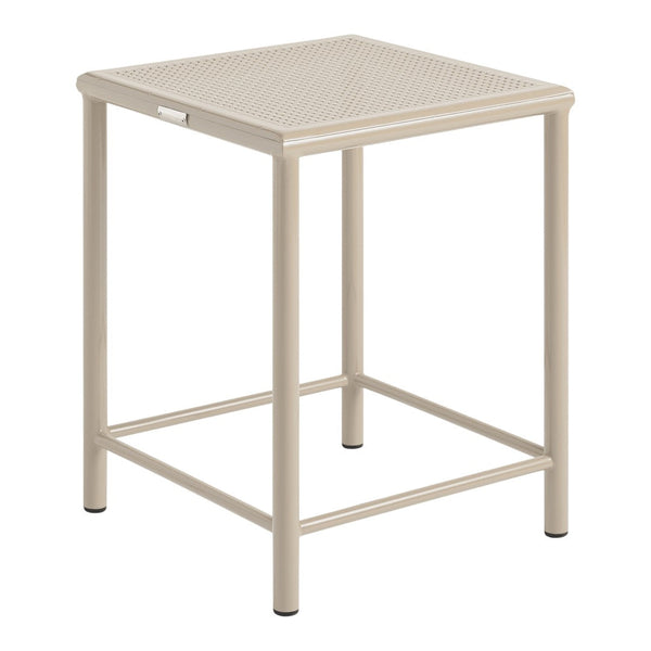 T37 Woven Stool