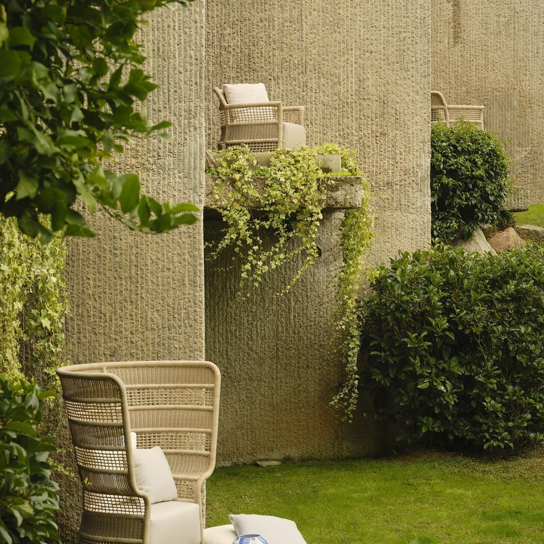 Escala Outdoor High Back Lounge Chair